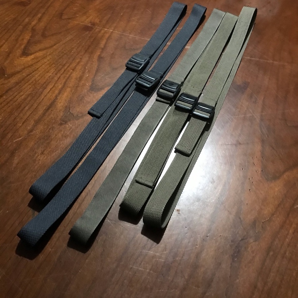 Men’s Columbia belts size L